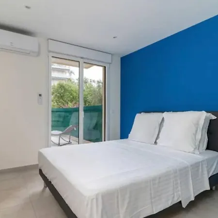 Appt Moderne Avec Belle Terrasse Centre 公寓
